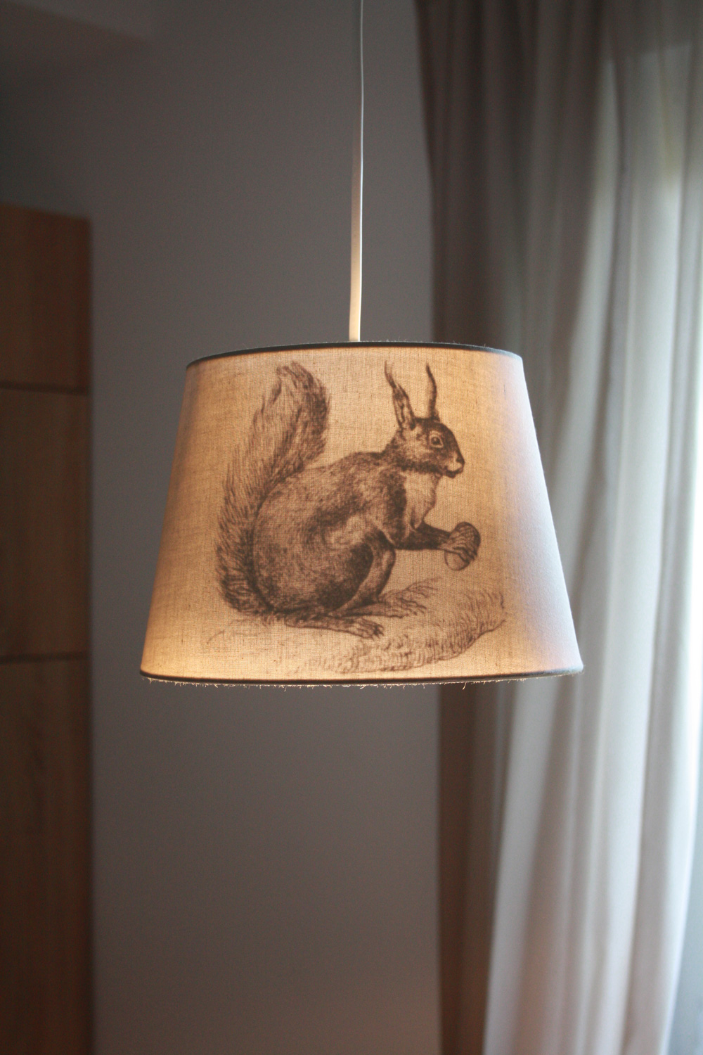 DIY IKEA HACK Transfertechnik Lampenschirm JÄRA vintage Eichhörnchen
