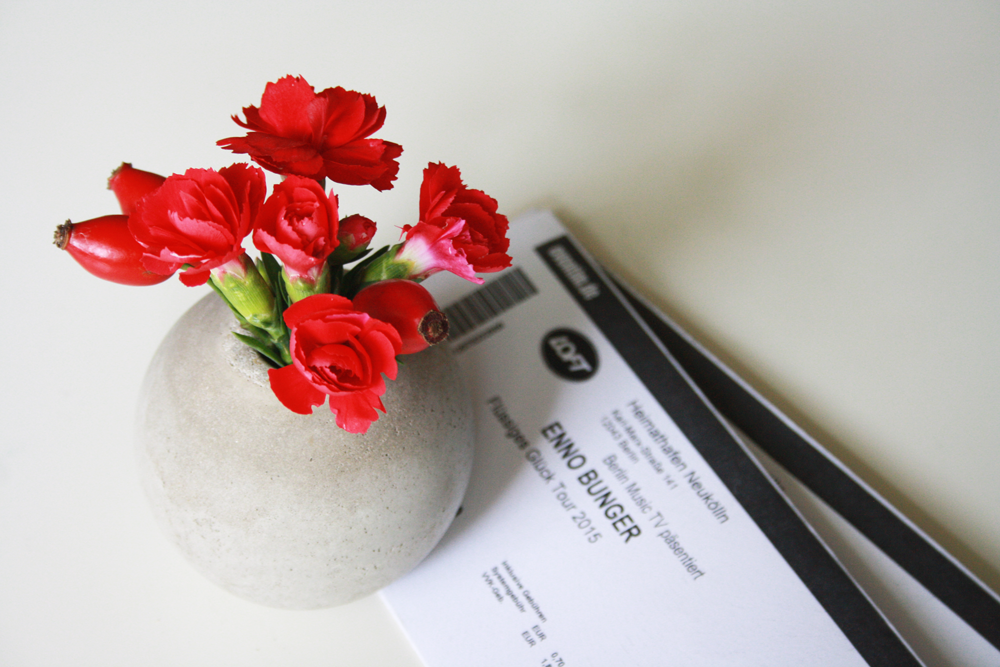 betonvase rund kugel konzertkarten enno bunger