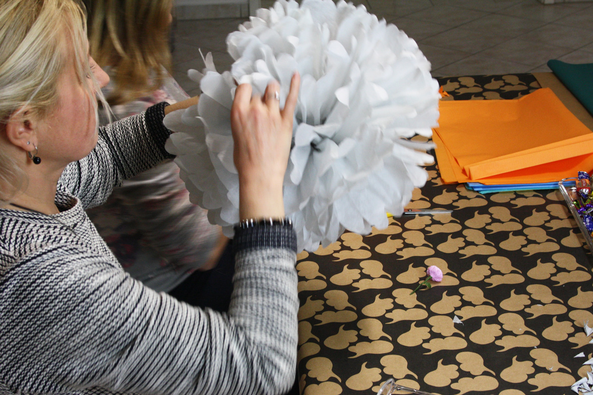 seidenblumen_pompoms_falten_workshop_4